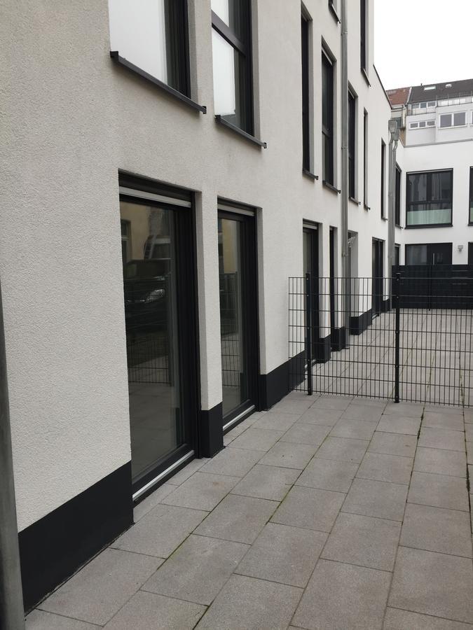 Avi Kinghouse * Düsseldorf