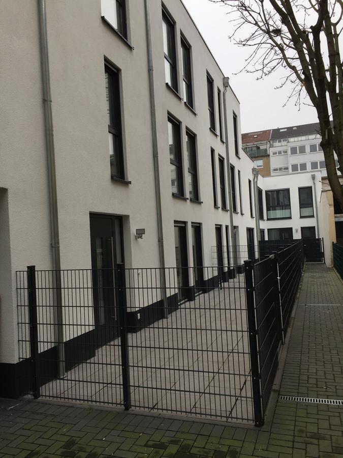 Villa Avi Kinghouse Düsseldorf